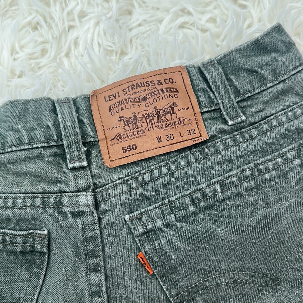 Green Levi distressed shorts